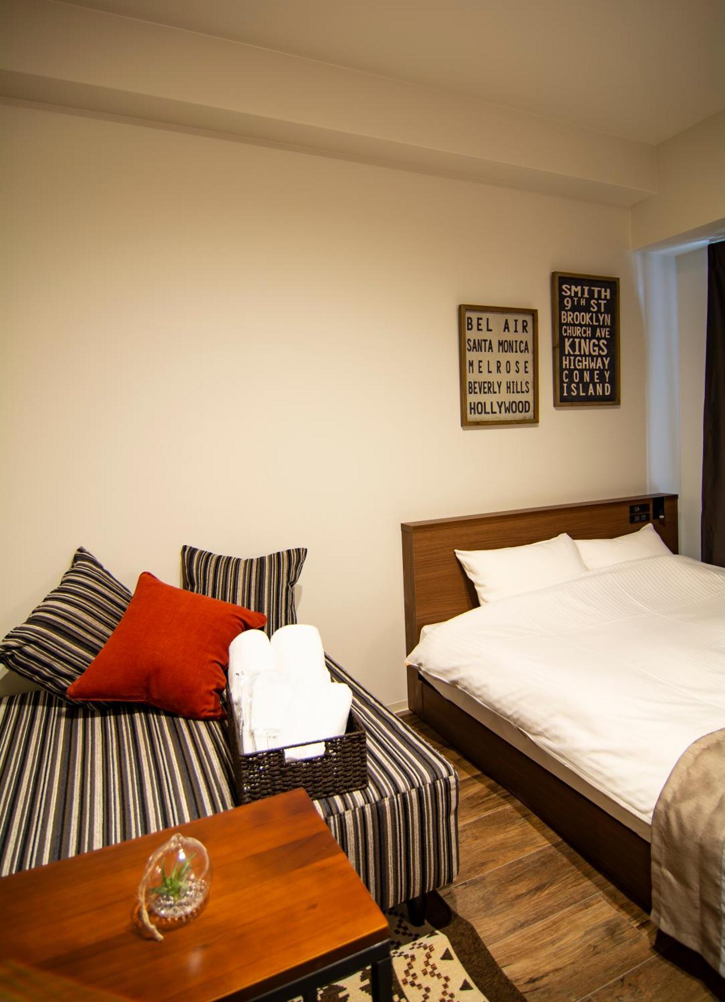 E-Stay Ebisu Osaka Esterno foto